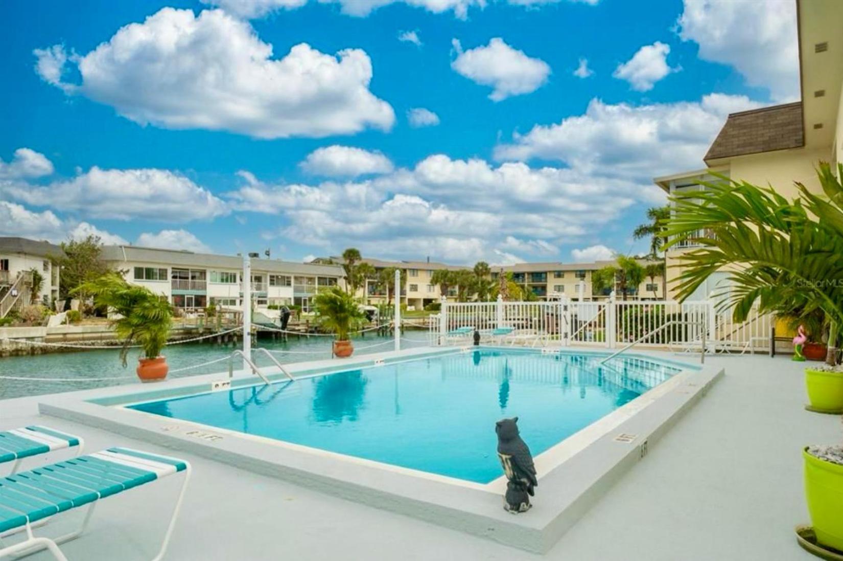 Where The Sun Meets The Water St. Pete Beach Exterior foto